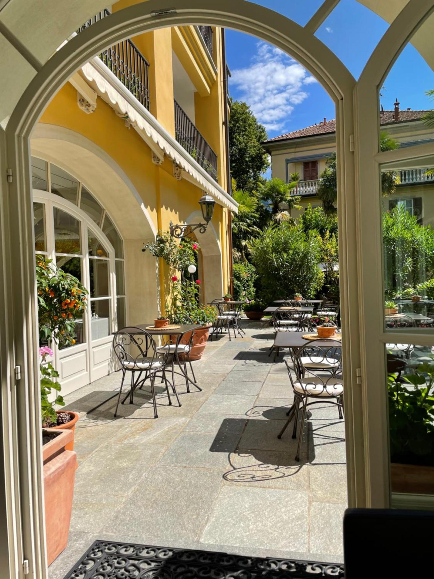 Villa Palmira Kinderfreies Hotel Канобио Екстериор снимка