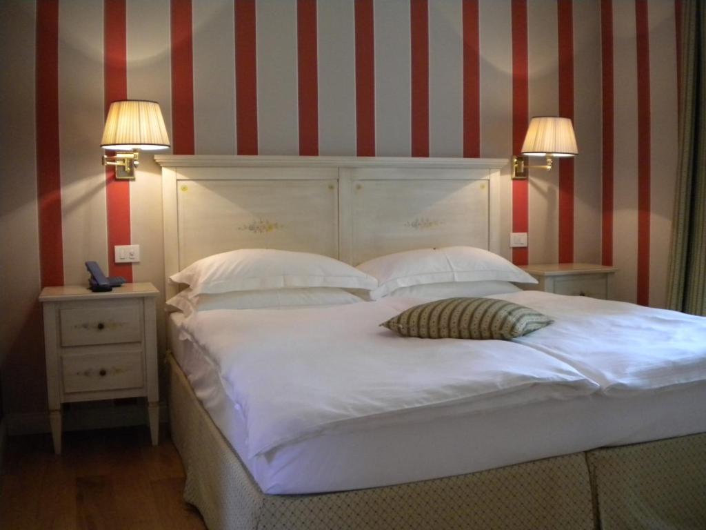 Villa Palmira Kinderfreies Hotel Канобио Стая снимка