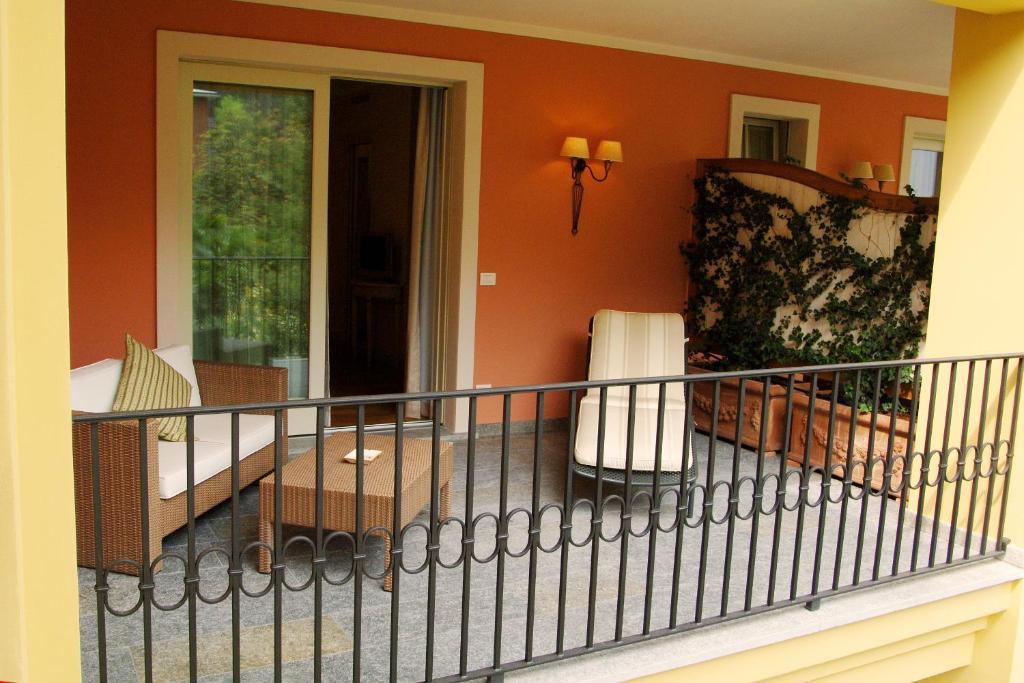 Villa Palmira Kinderfreies Hotel Канобио Стая снимка
